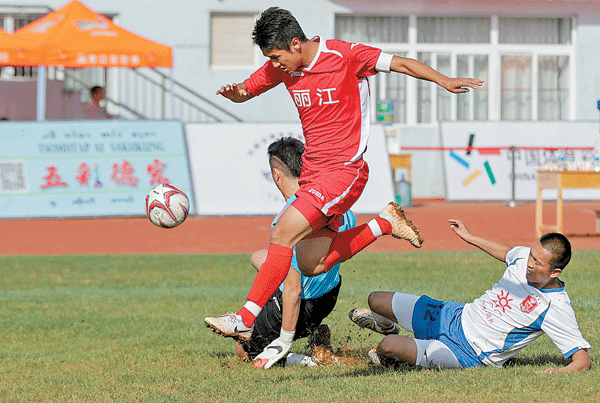 东盟国际足球赛圆满闭幕