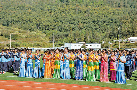 州中等职业学校举办第六届体育艺术节