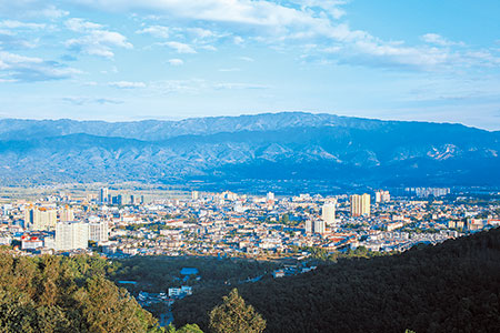东翼芒市：试验区建设稳中突破