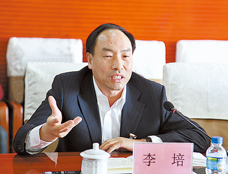 步子更快力度更大深化改革促进发展