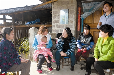 州妇联开展春节慰问