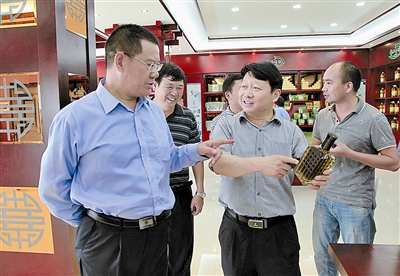 省政府督查我州稳增长保安全落实情况