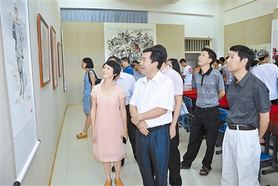 我州举办纪念抗战胜利艺术展