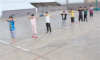 德宏首支射箭队成立