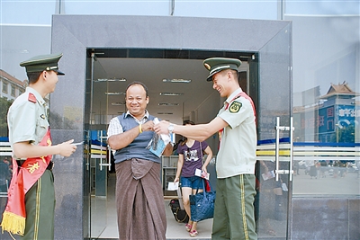 瑞丽边防检查站“大边检”作用凸显