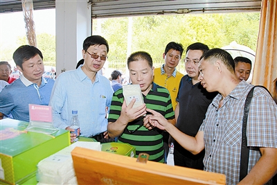 云南湖南产销合作调研组到我州调研