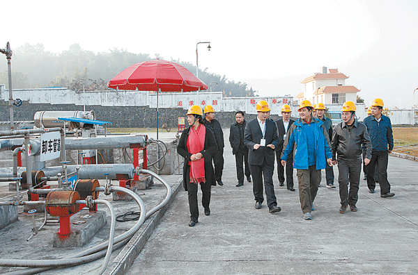 德宏州委州政府第六慰问组开