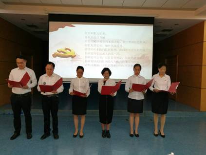 37A4FF379D7D4A19A56ADB5FE4CE51E3