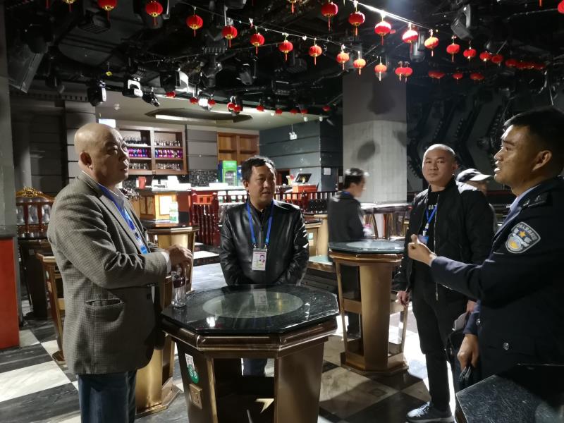 假日旅游安全生产检查照片（检查娱乐场所）