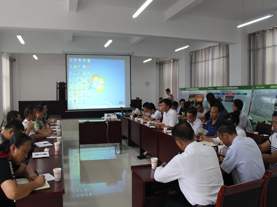 图片其版权均归原作者所有，未经许可严禁转载或建立镜像，如需转载，请与作者或本站联系