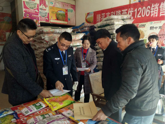 图片其版权均归原作者所有，未经许可严禁转载或建立镜像，如需转载，请与作者或本站联系