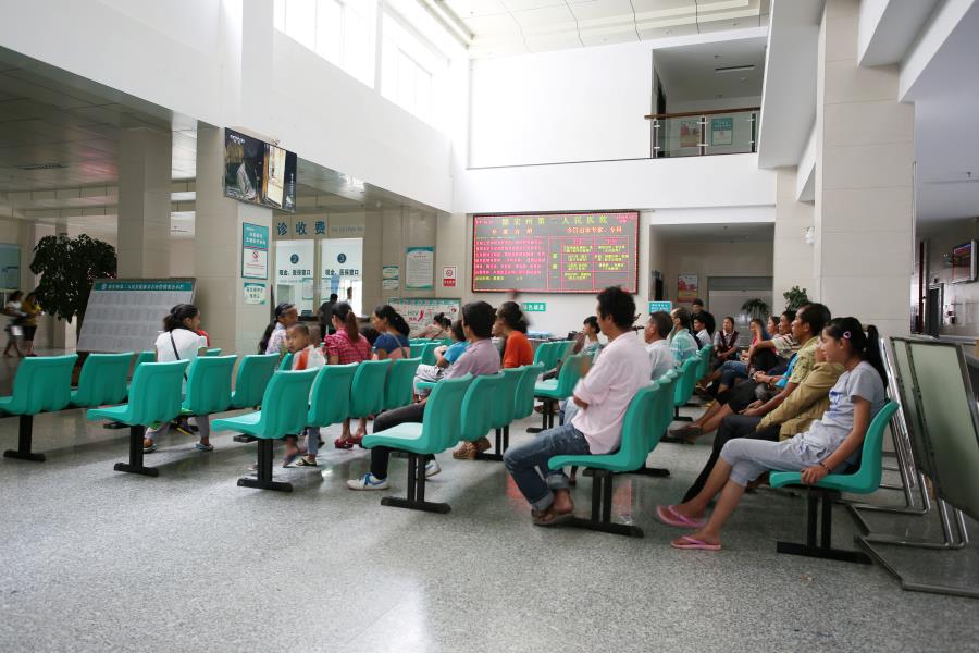 插图19 宽敞有序的候诊大厅